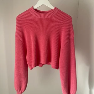 Rosa stickad tröja  - Från Monki, aldrig använd, storlek S. Frakt 53kr