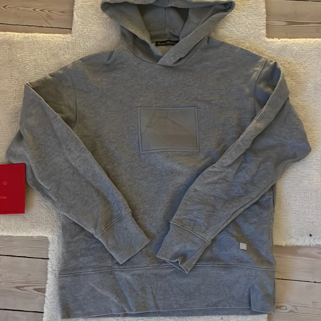 Acne tröja med avtag bart märke  - 90