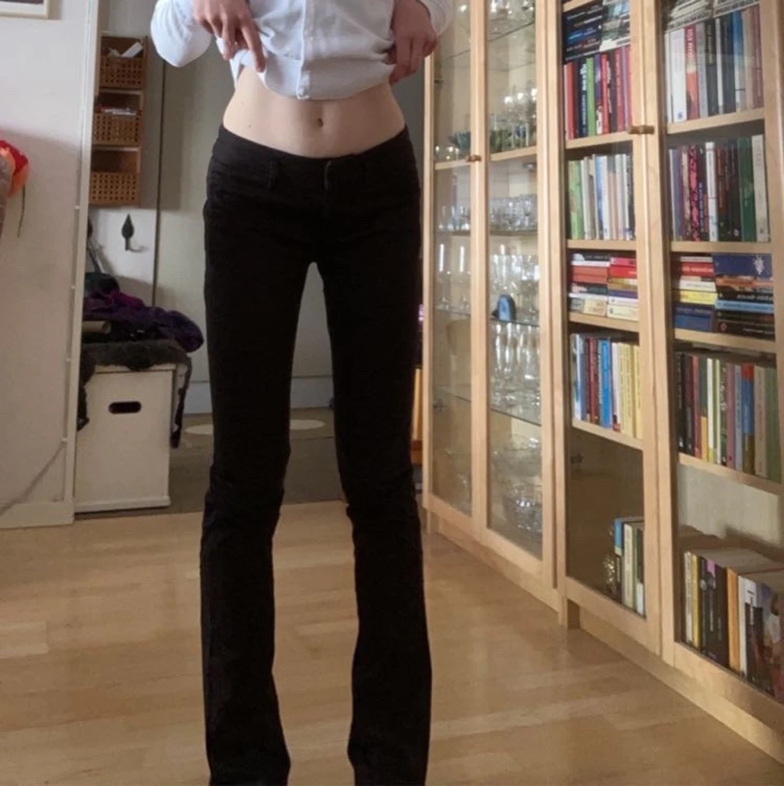Svarta kostymbyxor  - 91
