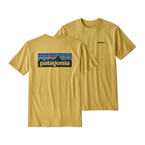 Patagonia T-shirt - En gul Patagonia T-shirt. Säljer pga använder inte längre. Lite nopprig som man ser man andra bilden men syns inte så tydligt på tröjan.