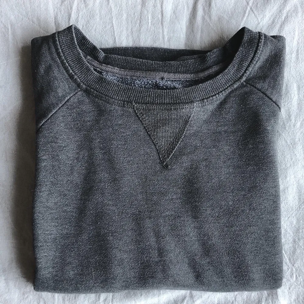 Skön grå tröja från Atmosphere, storlek S, nyskick . Tröjor & Koftor.