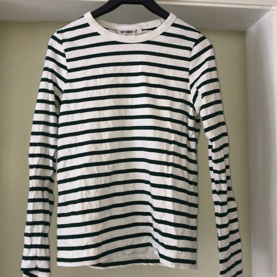 Weekday tröja