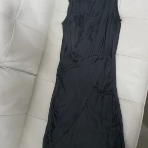 ny skick mörk grön klänning - ny skick klänning 