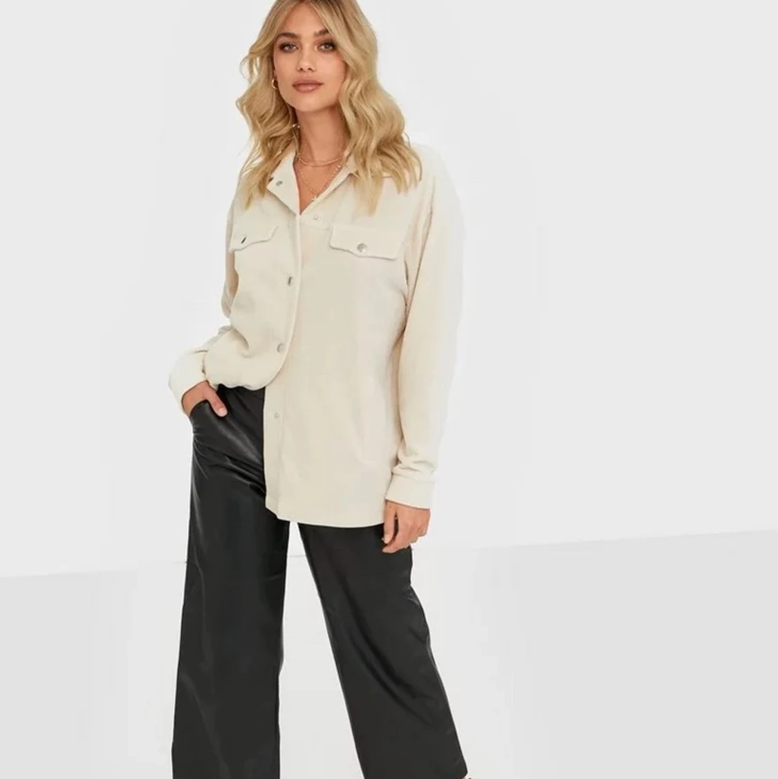 Oversize mesh skjorta  - 90