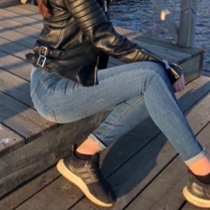 skinnjacka - Har inte kommit till användning!! om du är intresserad så kan du buda i dm elr kommentarerna! Funkar både till xs och S💕