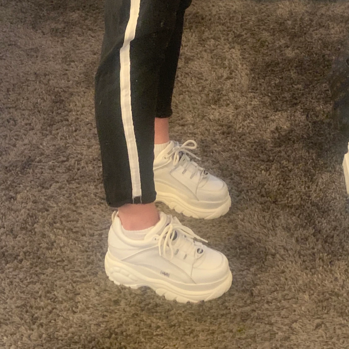 Mjukisbyxor från PULL&BEAR - 91