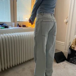 Eytys jeans - coola eytysjeans!! Köptes för 2600kr säljer för 1000kr Använda en gång. 