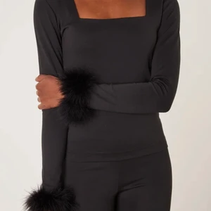 NY Topp Sleeper - Oanvänd topp från Sleeper. Storlek Small. Fyrkantig form upp till. 