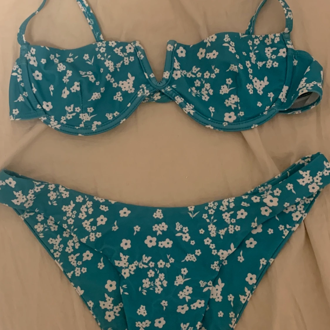 Blommig bikini  - 90