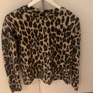 Leopard tröja från Ginatricot🐆🐆🐆