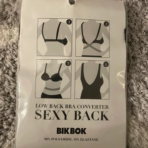 Bh klipps  - Jag säljer bh klipps som aldrig är använda. Perfekt för dig som har lågryggade klänningar eller toppar som du ej vill se bh i❤️