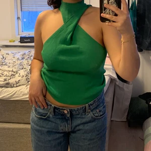 Gina Tricot - Så himla ball och häftig topp från Gina med taggen kvar! Nypris 300kr 