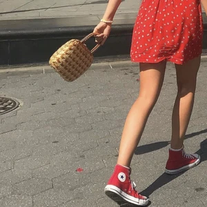 Röda converse  - Äkta såklart! Storlek 40❤️ 