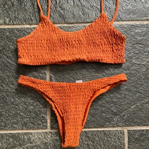 Bikini - Använd vid något tillfälle. Som nyskick, säljer då den den inte kommer till användning.