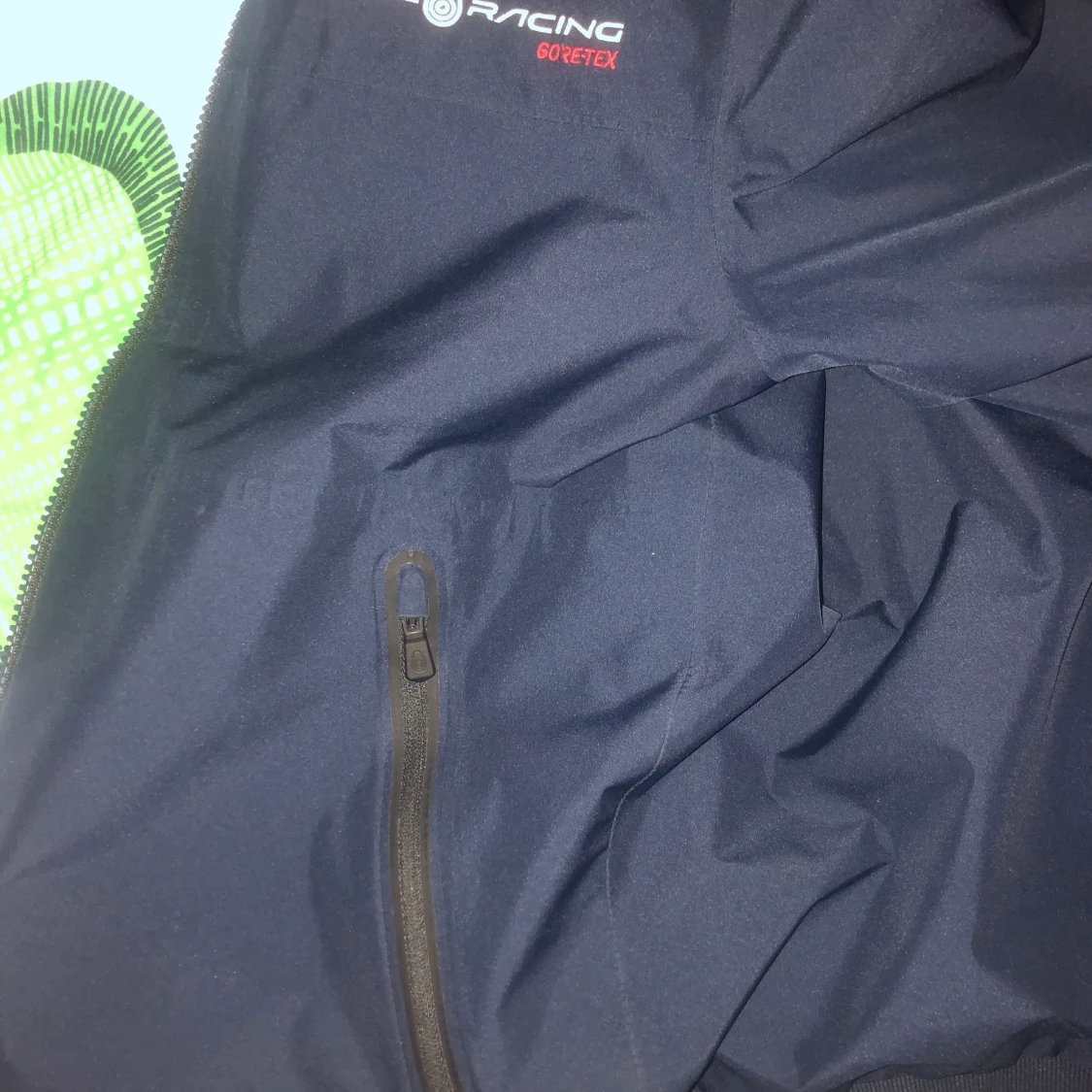 En Sail racing jacka