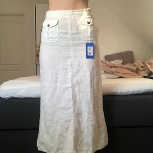 Linnekjol - Superfin somrig vintagekjol i linne, från hennes!