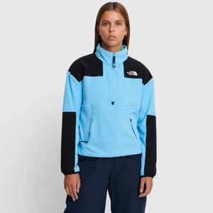The North Face fleece  - Helt oanvänd skit cool North Face fleece! Köpt för 1200 men kan tänka mig att sälja den för 900 + frakt💙 Stl xs men passar mig som är S