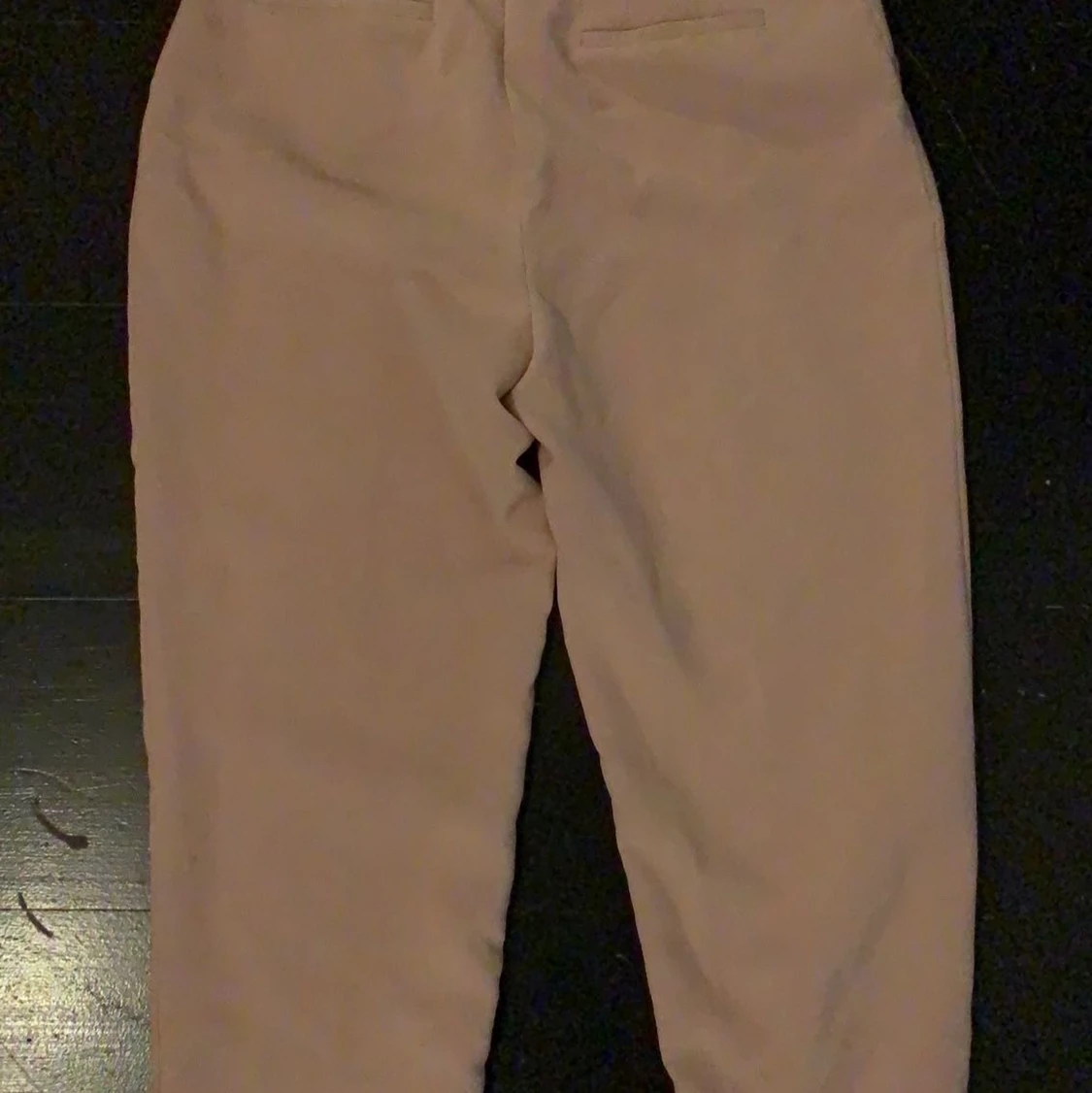 Ljusrosa kostymbyxor - 90