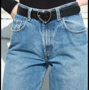 Bälte från brandy Melville  - Jättefint bälte från brandy Melville, är helt oanvänt. Säljer för 100 kr ink frakt💕