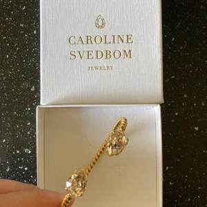 Caroline Svedbom armband  - Armband från Caroline Svedbom.