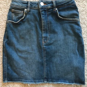 Jeanskjol - En jeanskjol i bra skick 😊