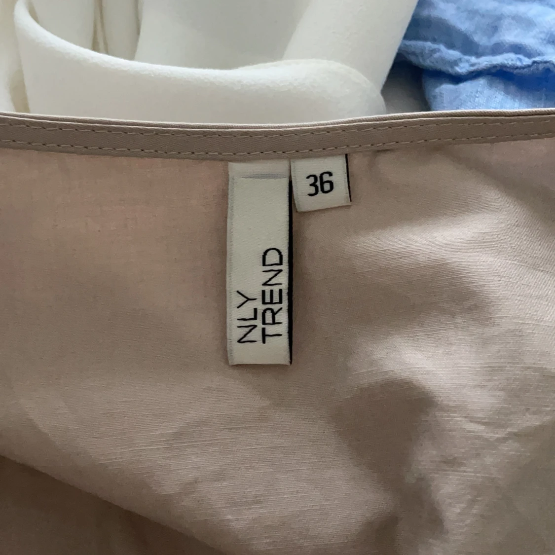 Tröja från Nelly  - 91