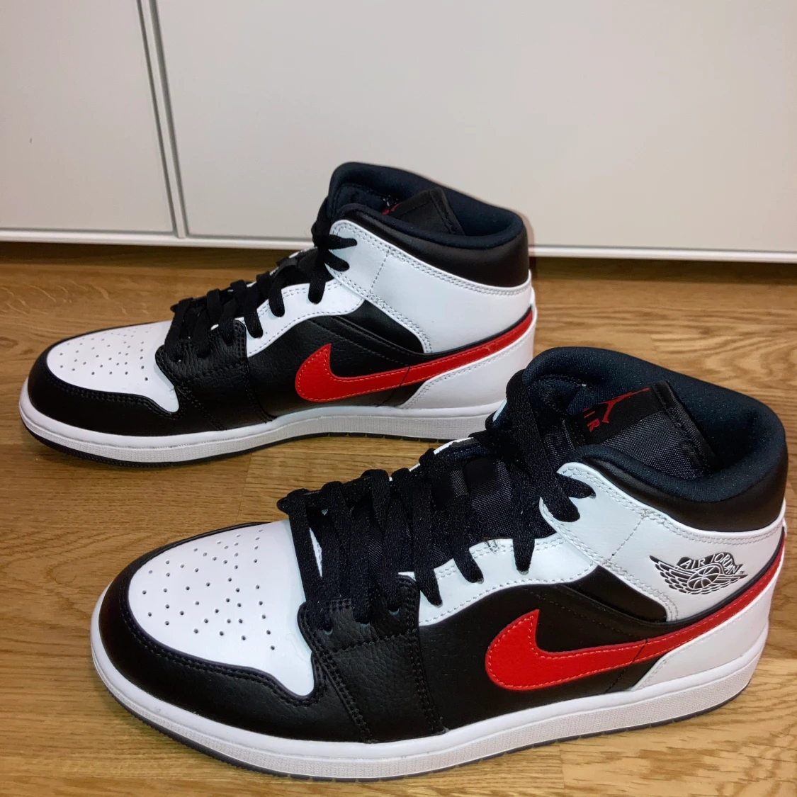Jordan 1 mid Chille Red - 91