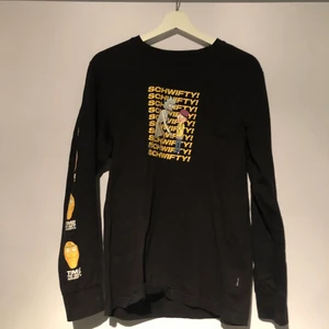 Svart rick and morty tröja - Svart rick n morty tröja, långärmad, strl S, bra skick.