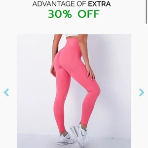 Ett par helt nya träningstajts säljer pga att har redan för många dessa är helt oanvända och sitter så sjukt snyggtttt !! - Asssss snygggaaaaa 