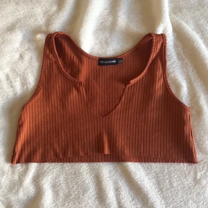 Croptop bronzed - Croptop i orange/brun färg🧡 i nyskick 