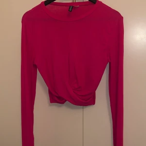 Tröja  - Har aldrig använts 