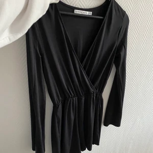 Jumpsuit ivyrevel - Skitsnygg jumpsuit från IVYREVEL🤎🤎 