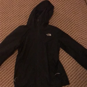 North face jacka  - North face vindjacka storlek S 