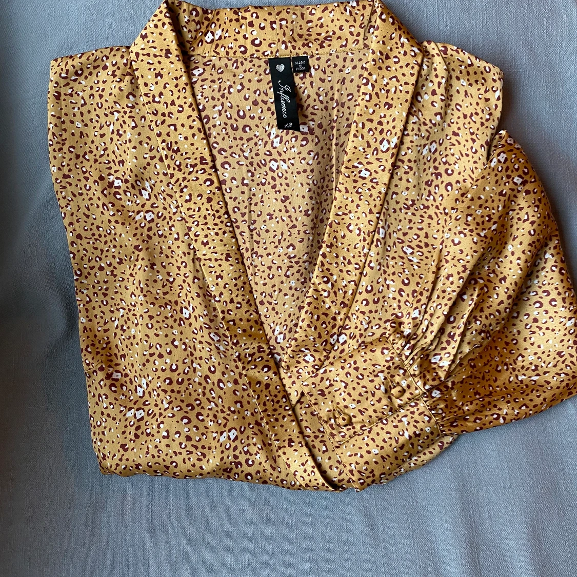 Superfin omlottklänning 🐆 - 90