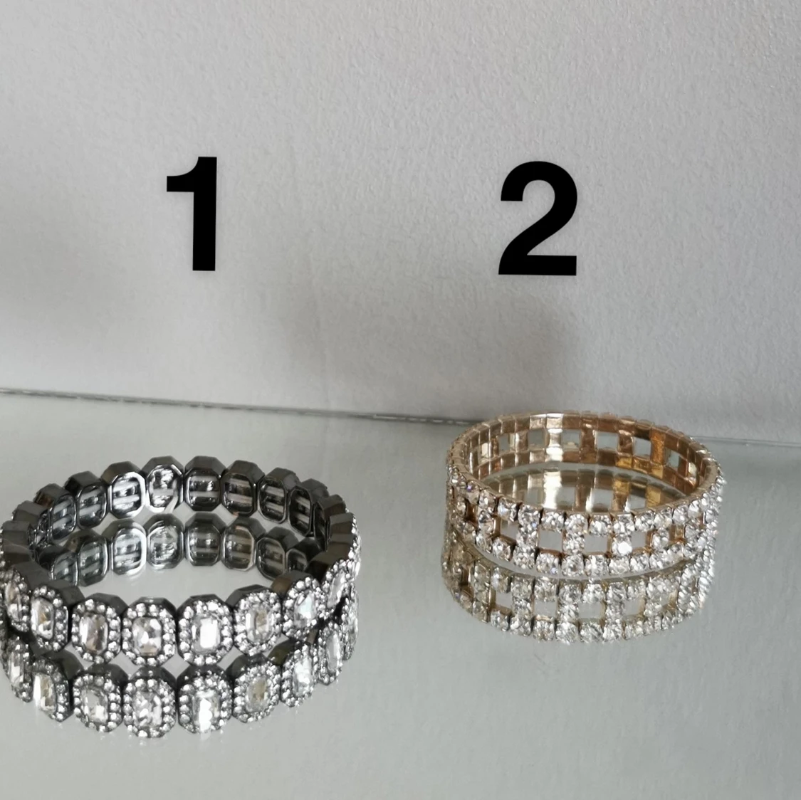 Armband med "diamanter" 