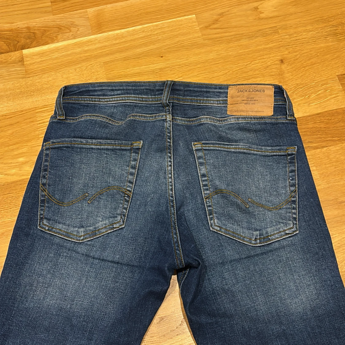 Blå jeans från Jack & Jones - 1