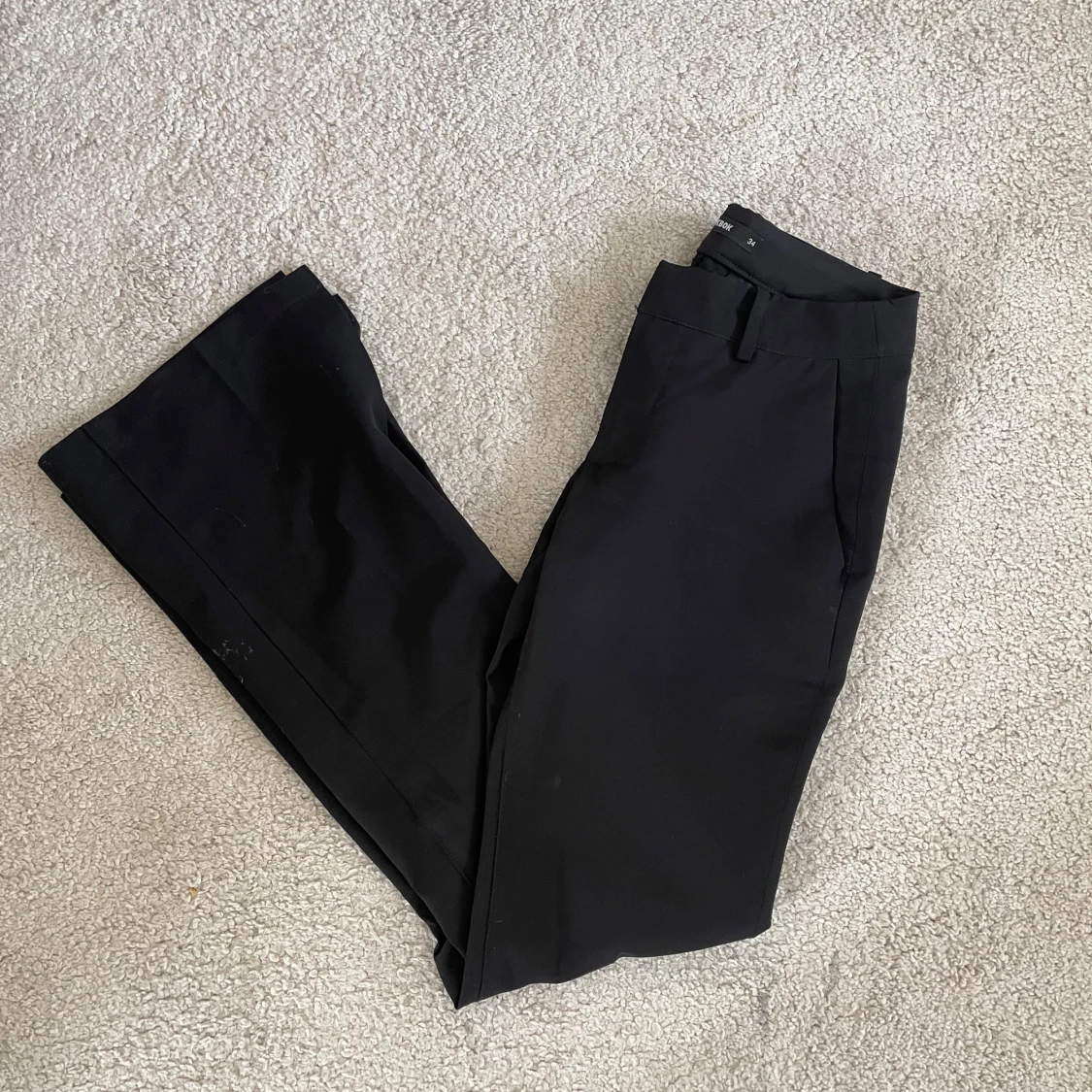Svarta kostymbyxor - 4