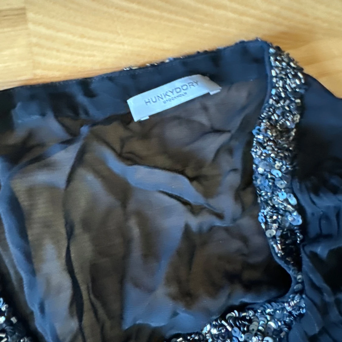 blus med paljetter  - 2