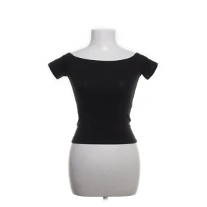 Topp - Superfin off-shoulder topp💕