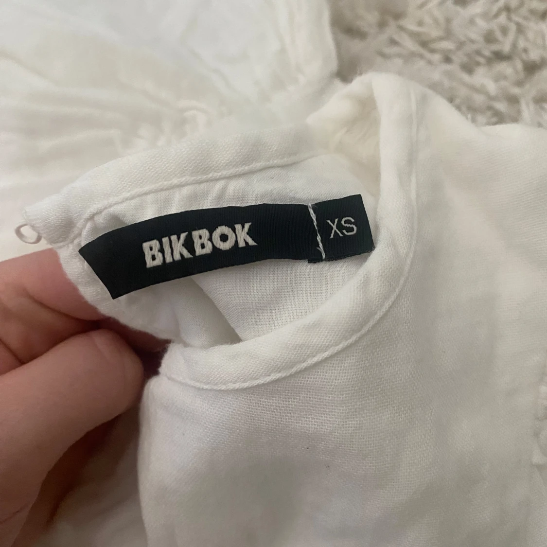 Vit klänning från BikBok - 1