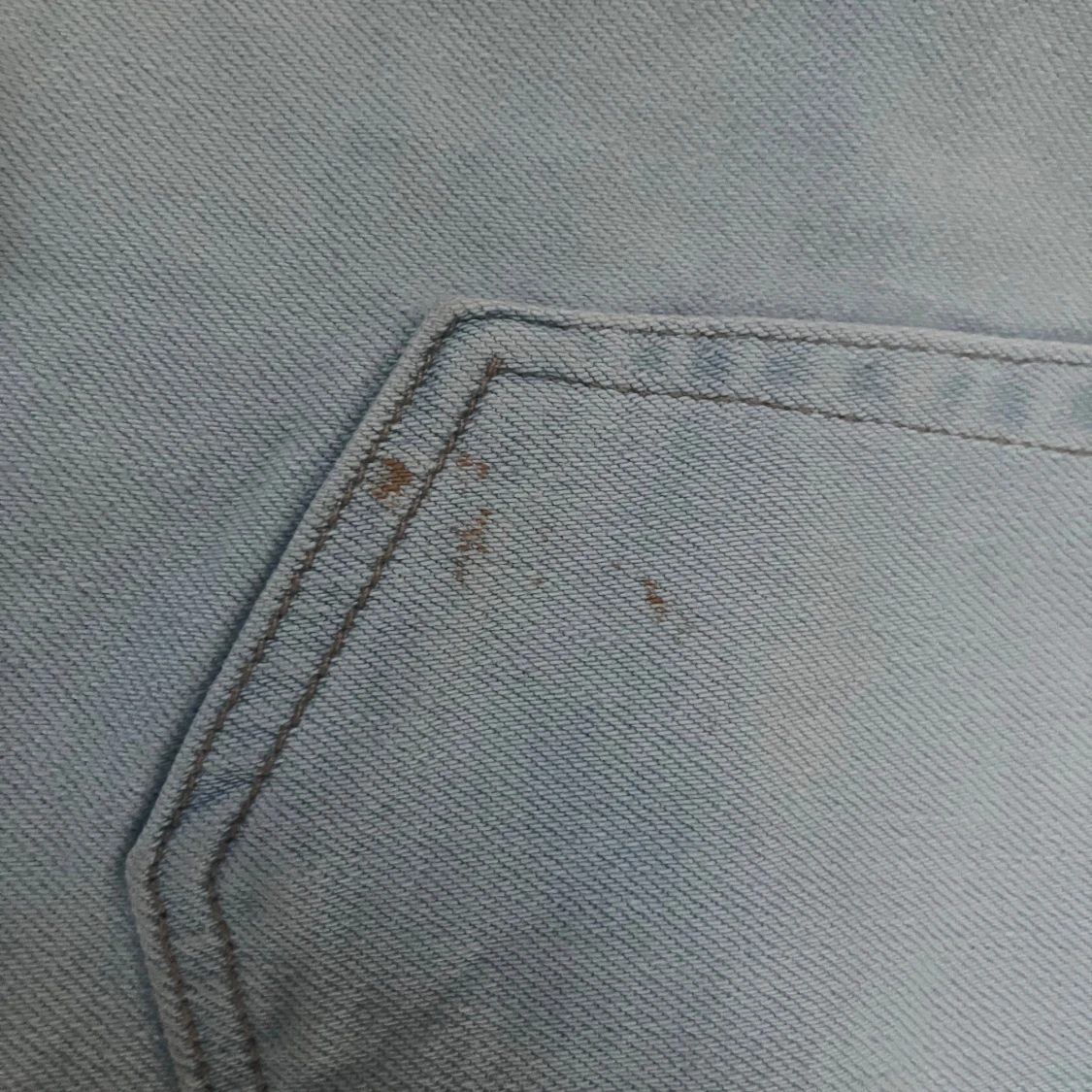 Ljusblå jeansshorts med fransar från H&M - 2