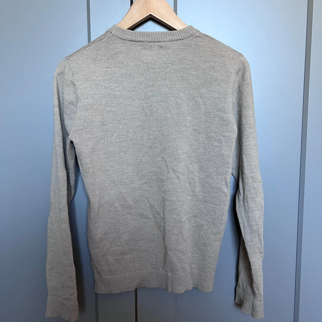 Beige stickad tröja från A Day's March - 1