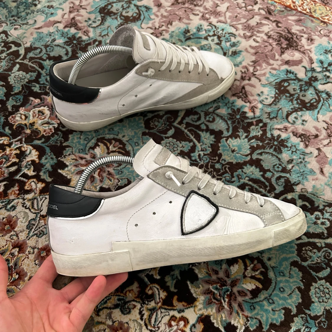 Philippe Model sneakers i vitt och grått - 1