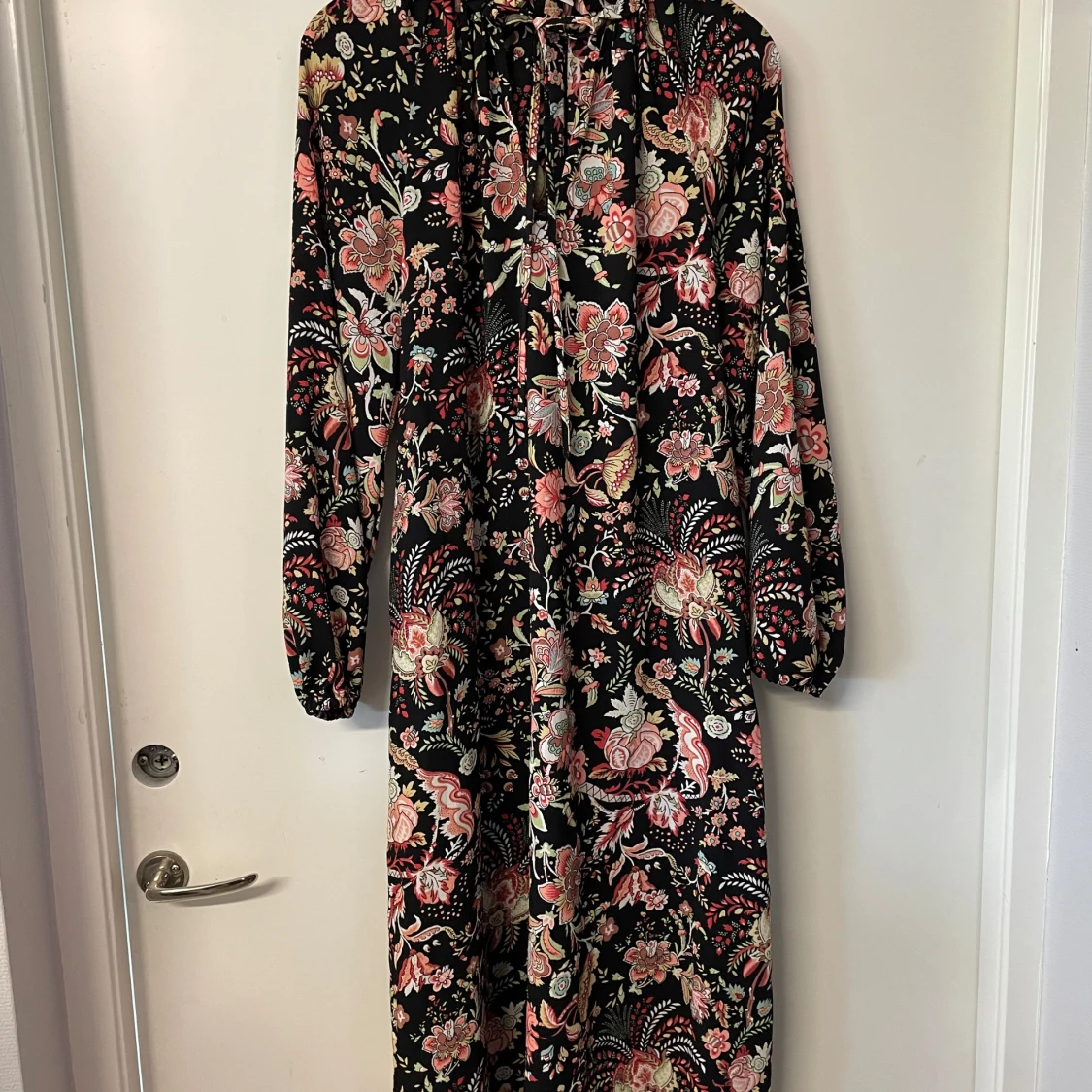 Blommig långklänning från H&M