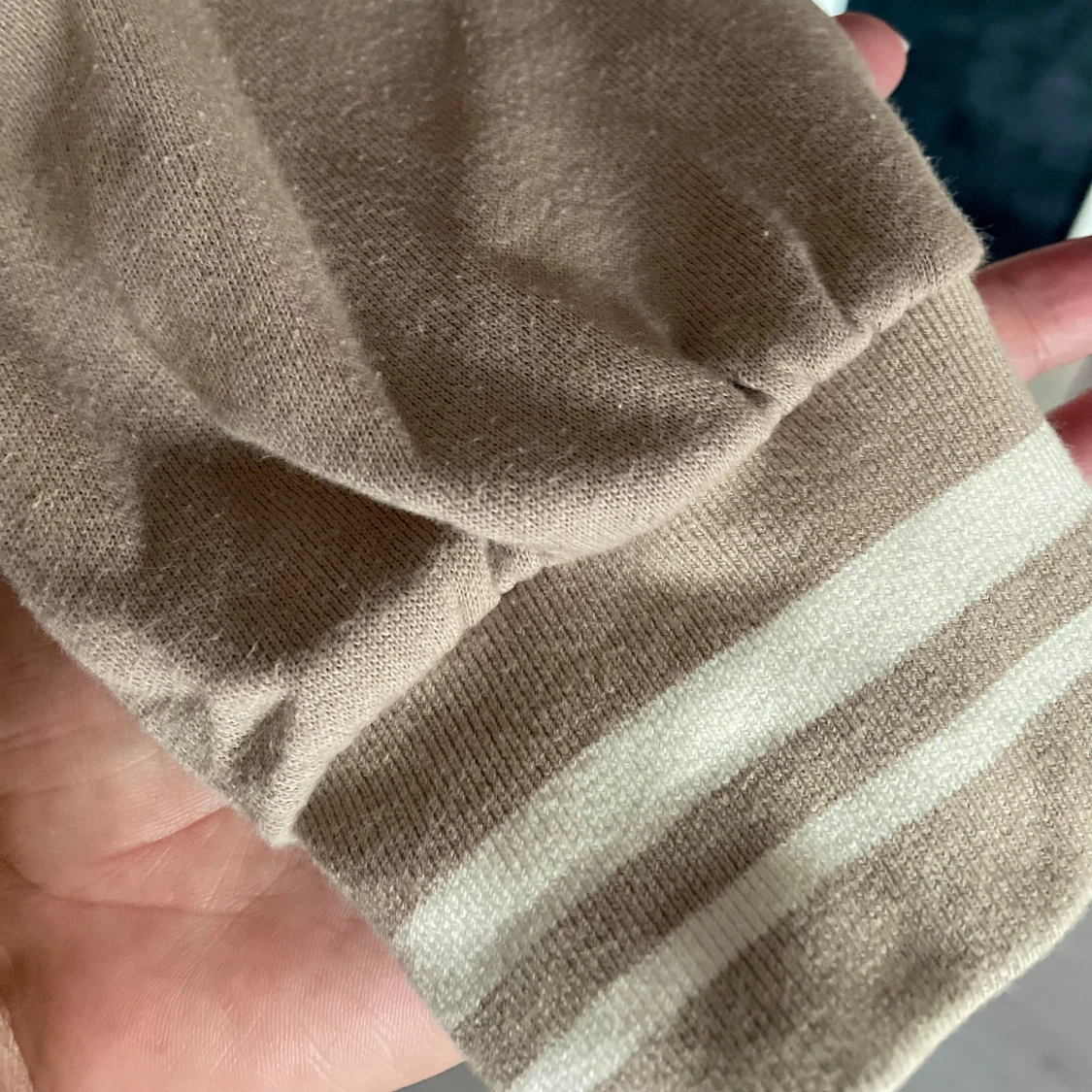 Beige pikétröja från Vans - 2