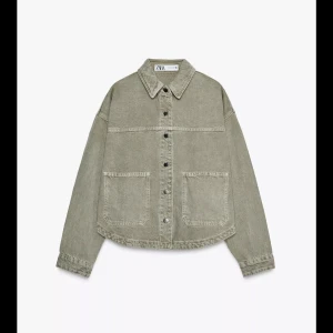 Grön jacka  - Snygg jeans jacka från Zara