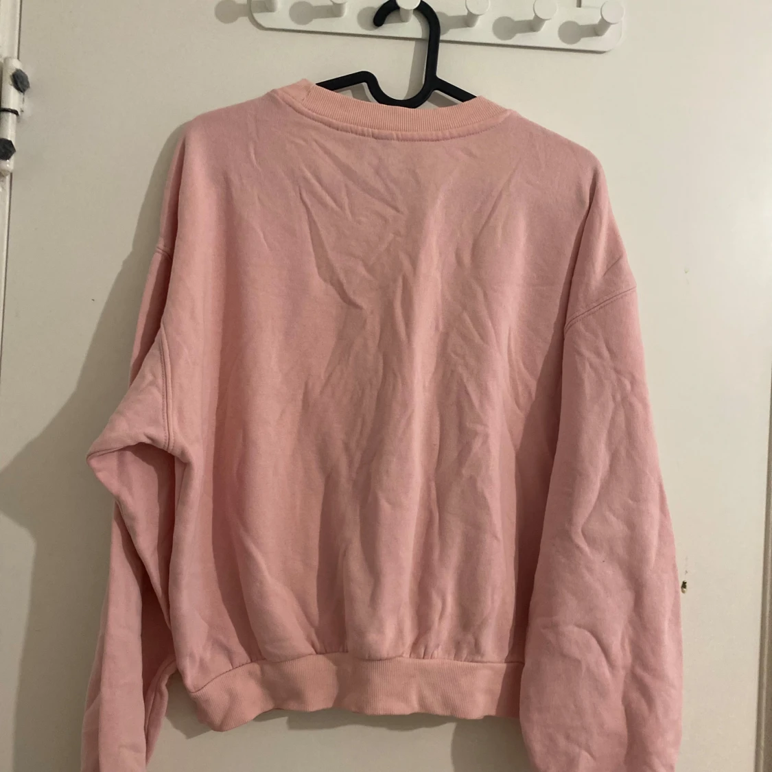 Rosa BLACKPINK sweatshirt från H&M - 1