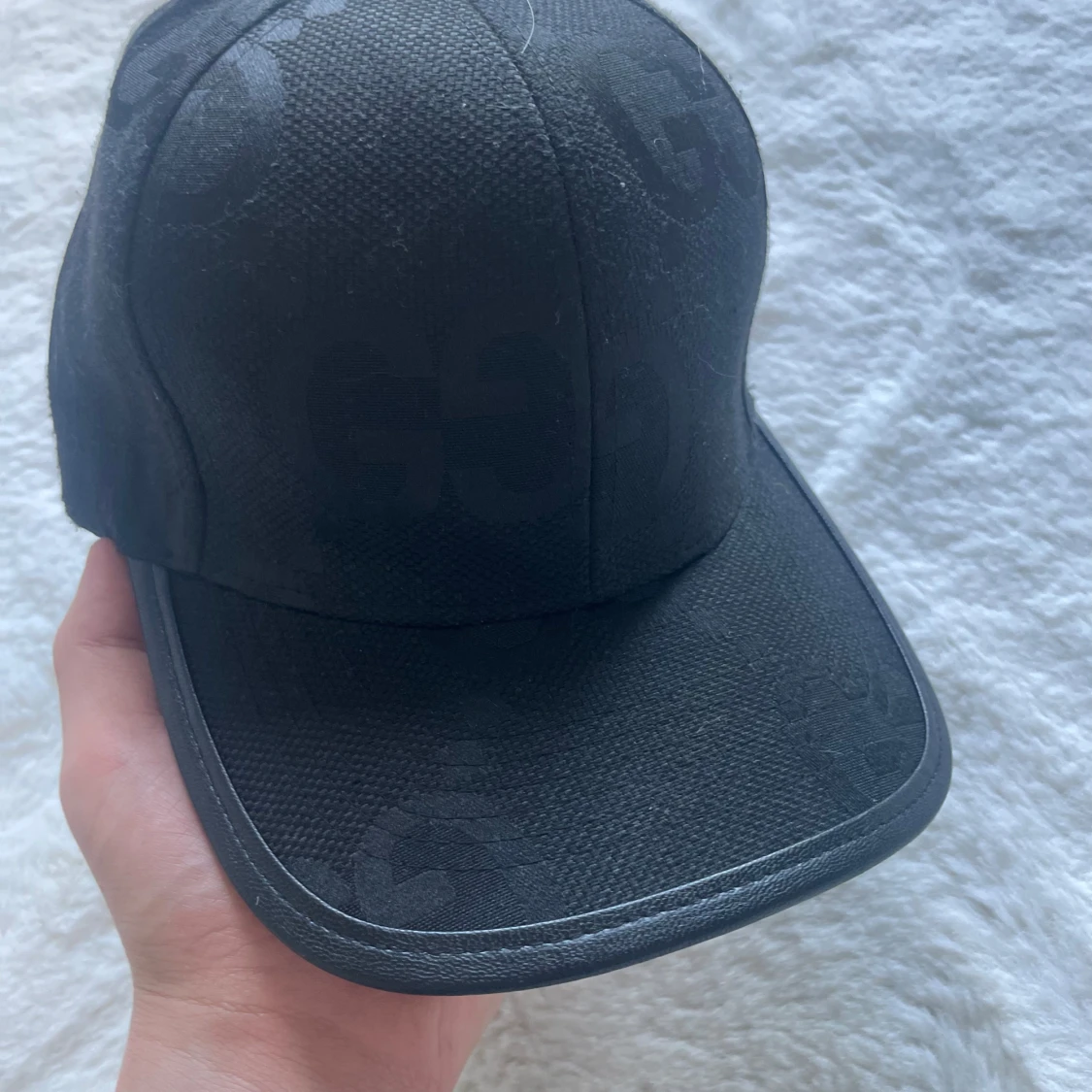 Svart keps från Gucci med GG-mönster - 3