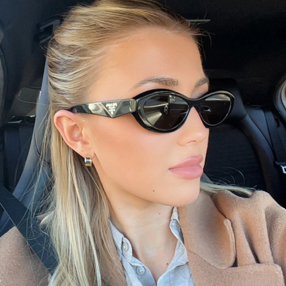 Svarta Prada Symbole solglasögon - 1