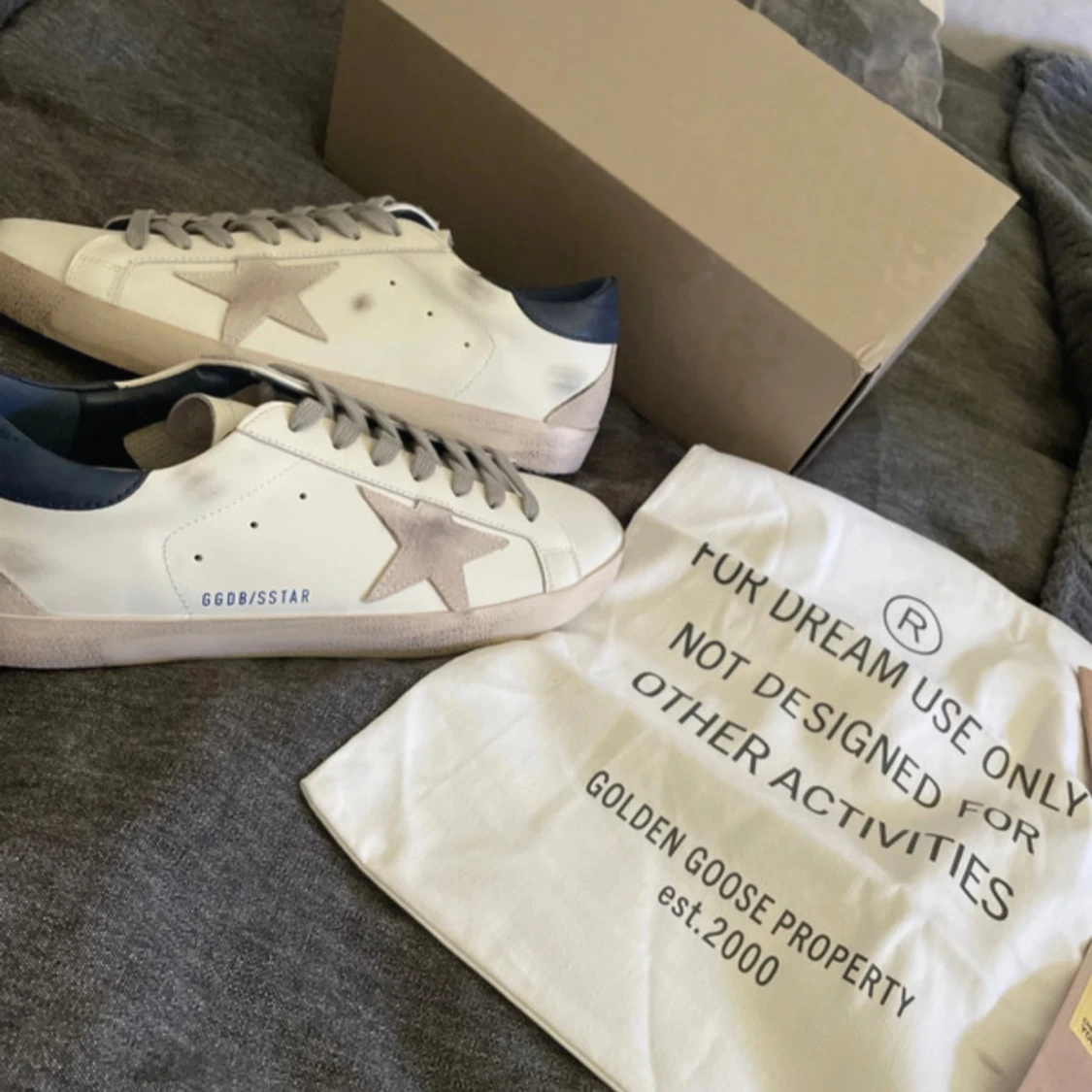 Golden Goose vita sneakers med stjärna - 4